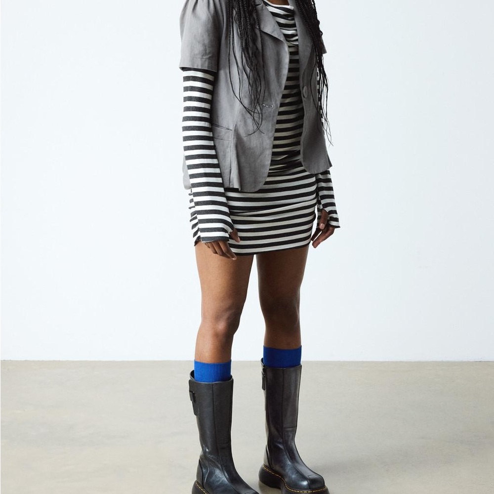 Black Dr. Martens Buzz Hi Boots NIB